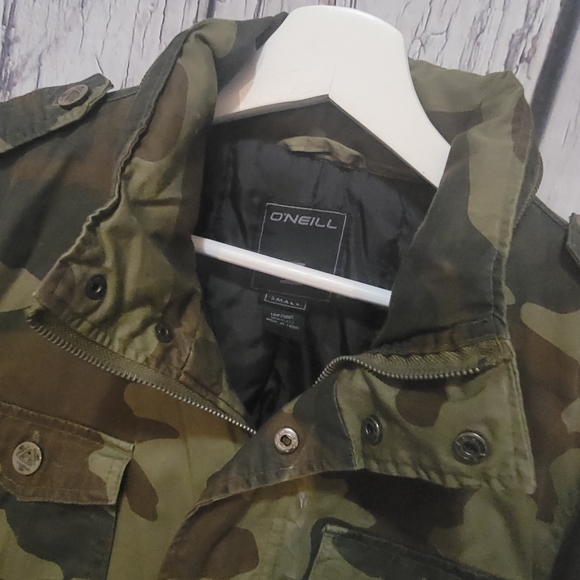 O'Neill Camo Jacket Coat - Picture 2 of 6